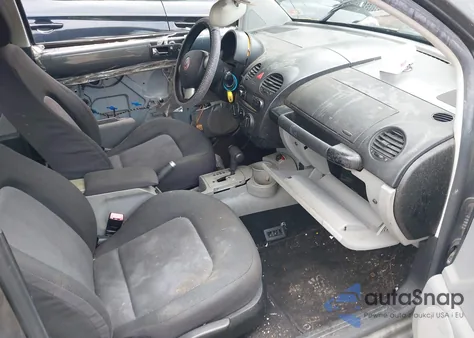 2005 Volkswagen New Beetle Coupe Gls z USA, uszkodzony, nr VIN 3VWCK31C35M408754